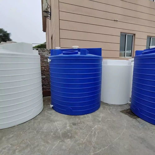 朗盛塑业 立式化工储罐定制专家，高品质滚塑容器一步到位